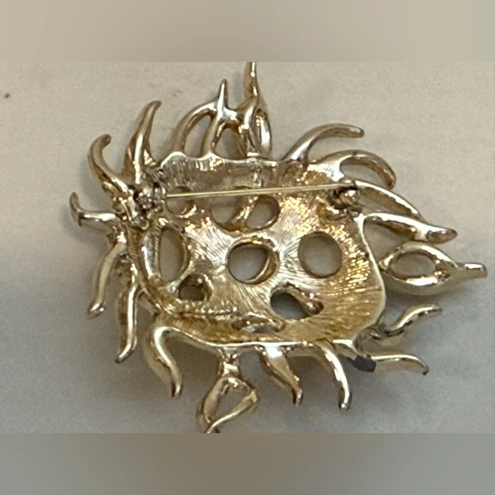 Vtg 70s Sarah Coventry Sea Urchin Brooch Pin‎ Gold Tone Metal Mixed Texture 3-D